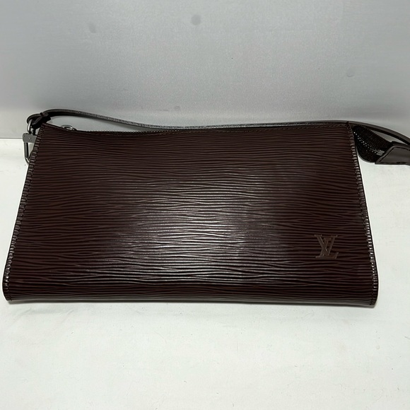 Louis Vuitton Epi pochette - Picture 1 of 7